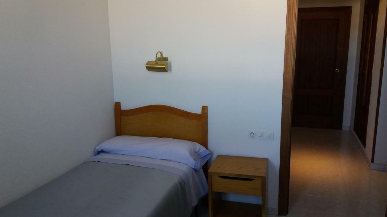 Centro San Viator Hostel Valladolid Buitenkant foto