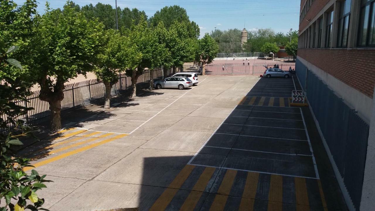 Centro San Viator Hostel Valladolid Buitenkant foto