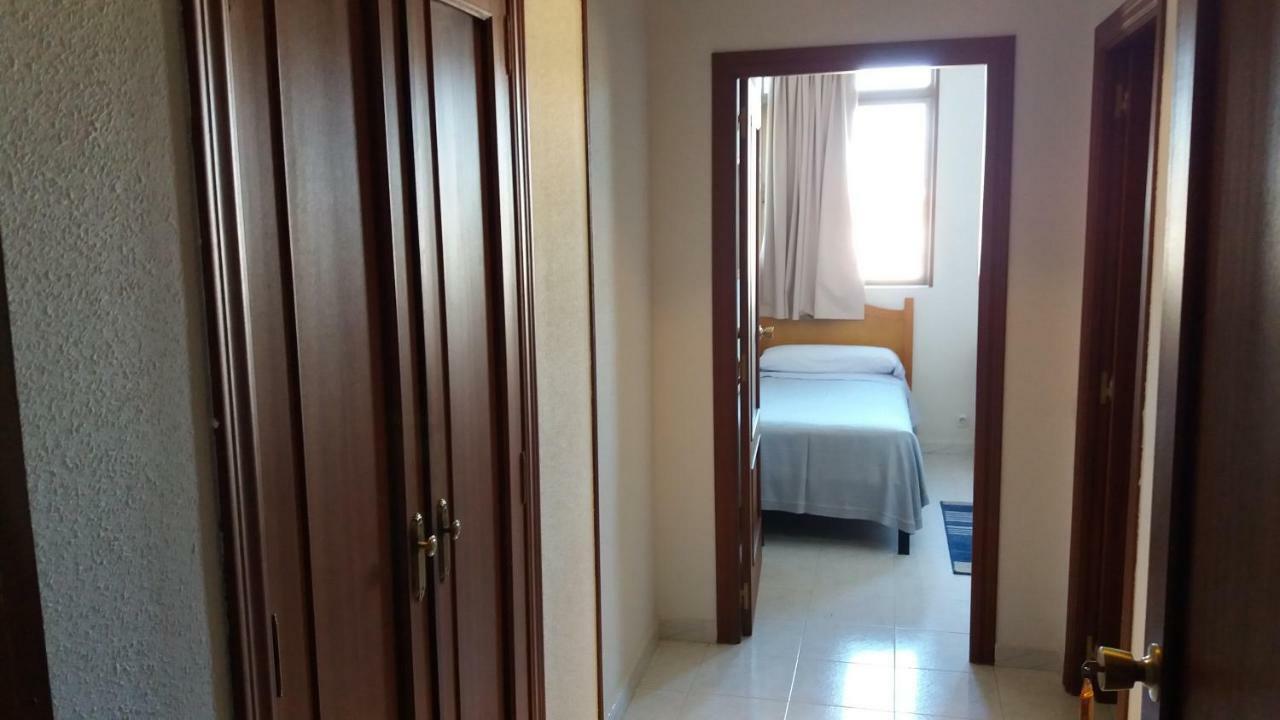 Centro San Viator Hostel Valladolid Buitenkant foto